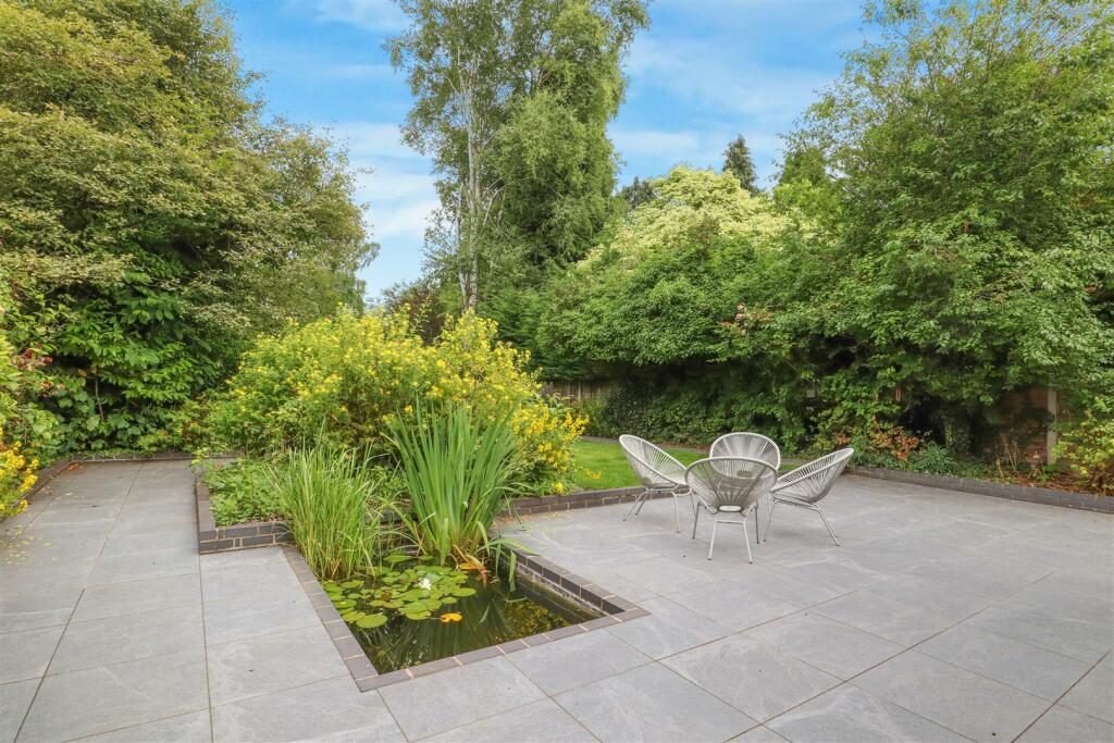 Additional image 26 of Stivichall Croft, Coventry