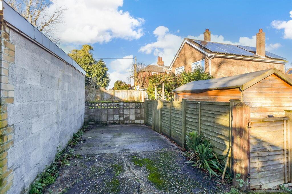 Additional image 8 of High Street, Wingham, Canterbury, Kent