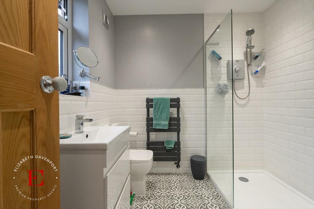 Additional image 18 of Central Avenue, Stoke Park