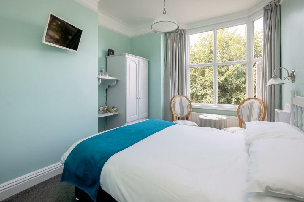 Additional image 6 of Evesham Place, Stratford-upon-Avon