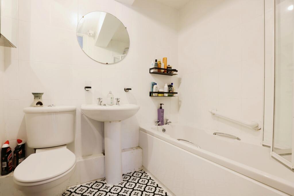 Additional image 14 of Ladbroke Hall, SOUTHAM, Warwickshire, CV47