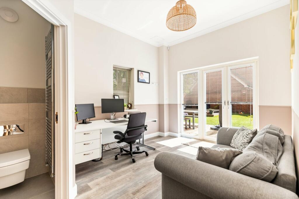 Additional image 10 of Shorncliffe Road, Folkestone, CT20