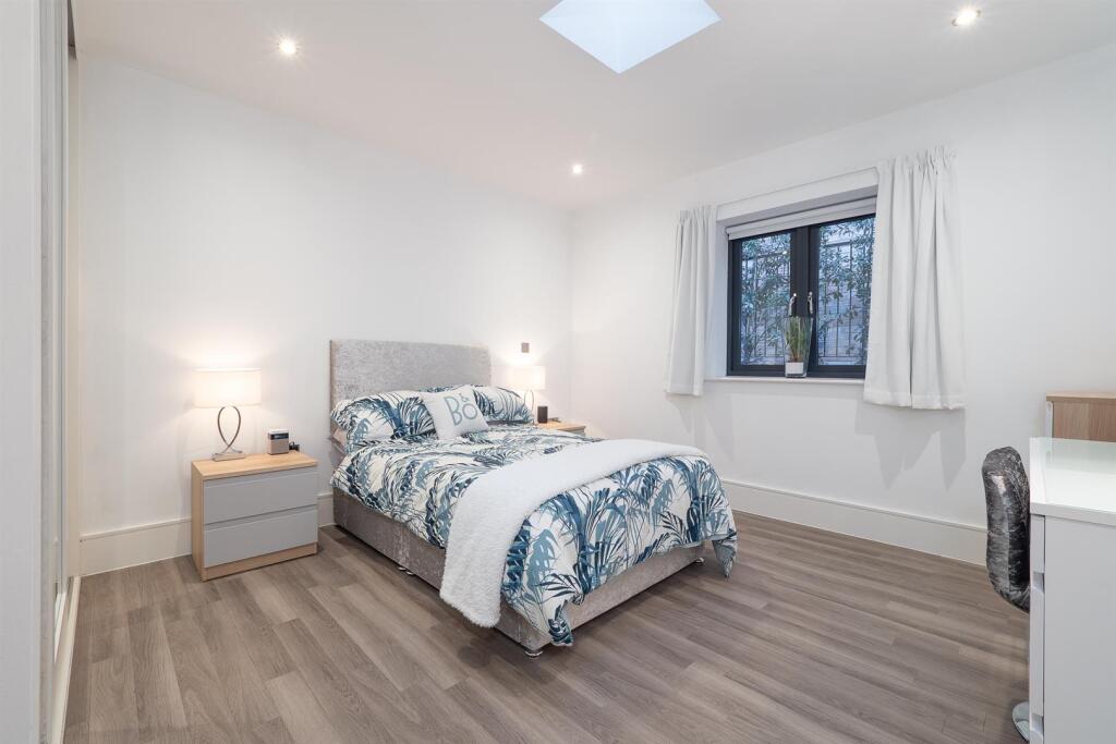 Additional image 24 of Elmdon Close, Snitterfield, Stratford-upon-Avon