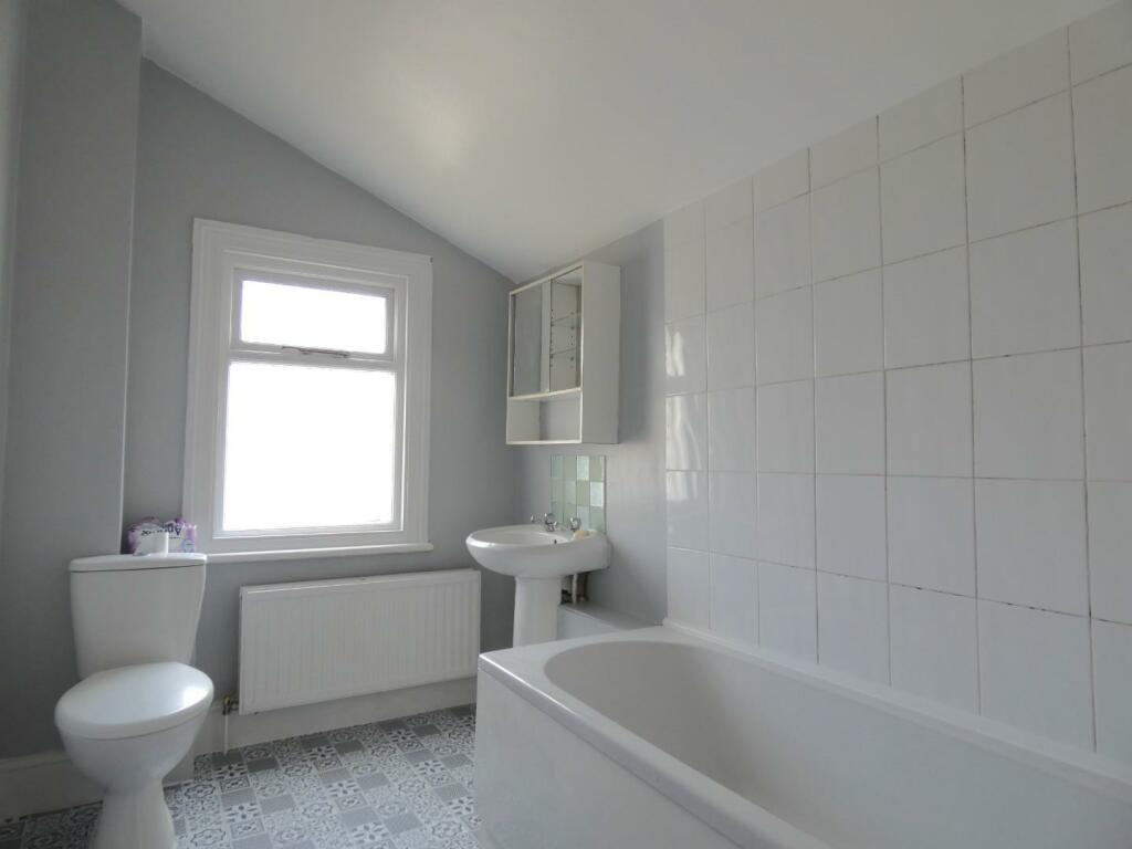 Additional image 7 of Knockhall Chase, Greenhithe, DA9