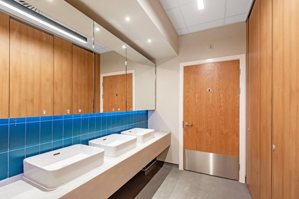 Additional image 9 of 2 Greenmarket, Dundee, DD1 4QB