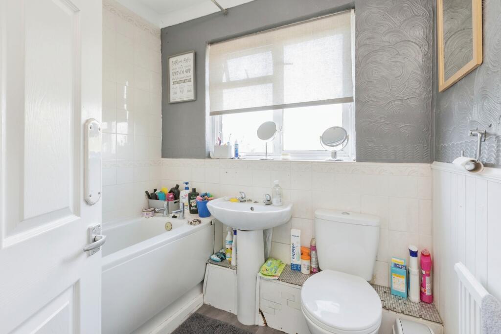 Additional image 11 of St. Francis Avenue, Gravesend, Kent, DA12