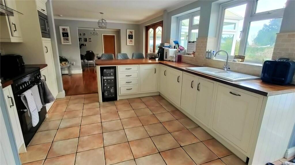 Additional image 7 of Willow Walk, Meopham, Gravesend, Kent, DA13