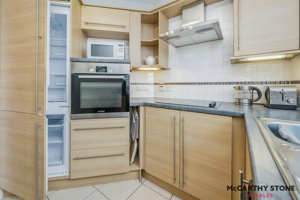 Additional image 7 of Salmon Court, Stratford Road, Wellesbourne, Warwick