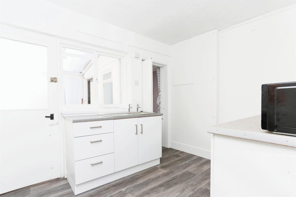 Additional image 9 of Kenilworth Road, Balsall Common, Coventry