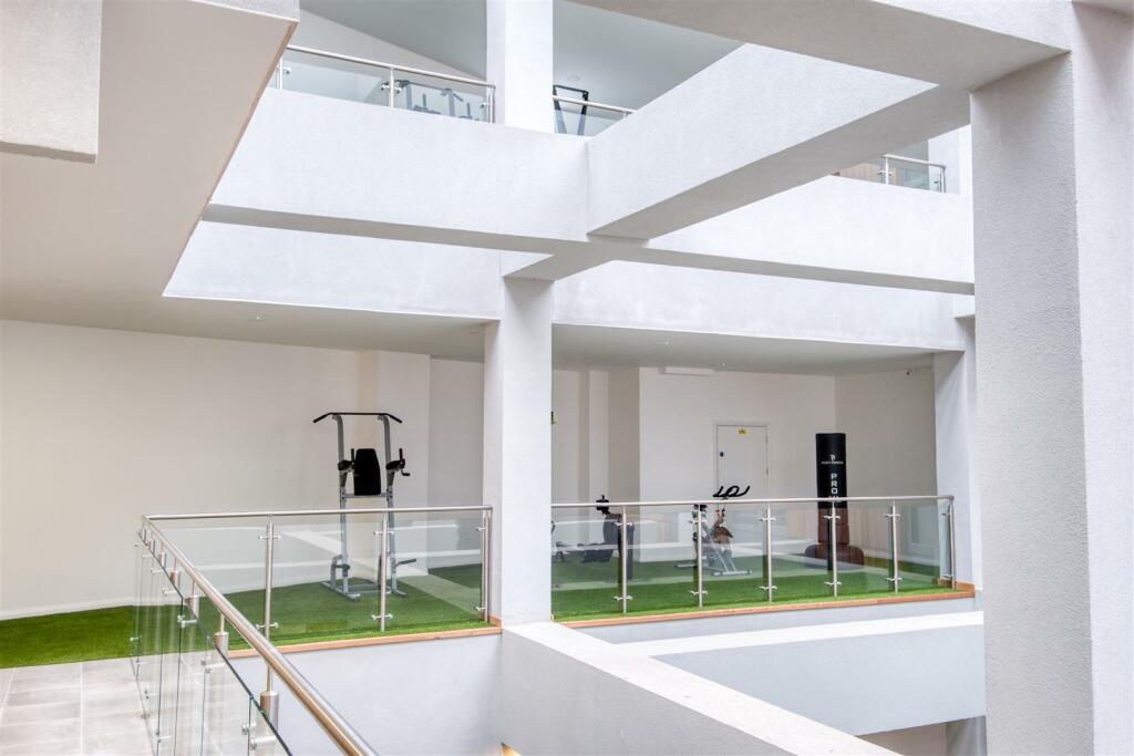 Additional image 22 of The Co-operative, Corporation Street, Coventry  ** BEAUTIFUL THROUGHOUT **