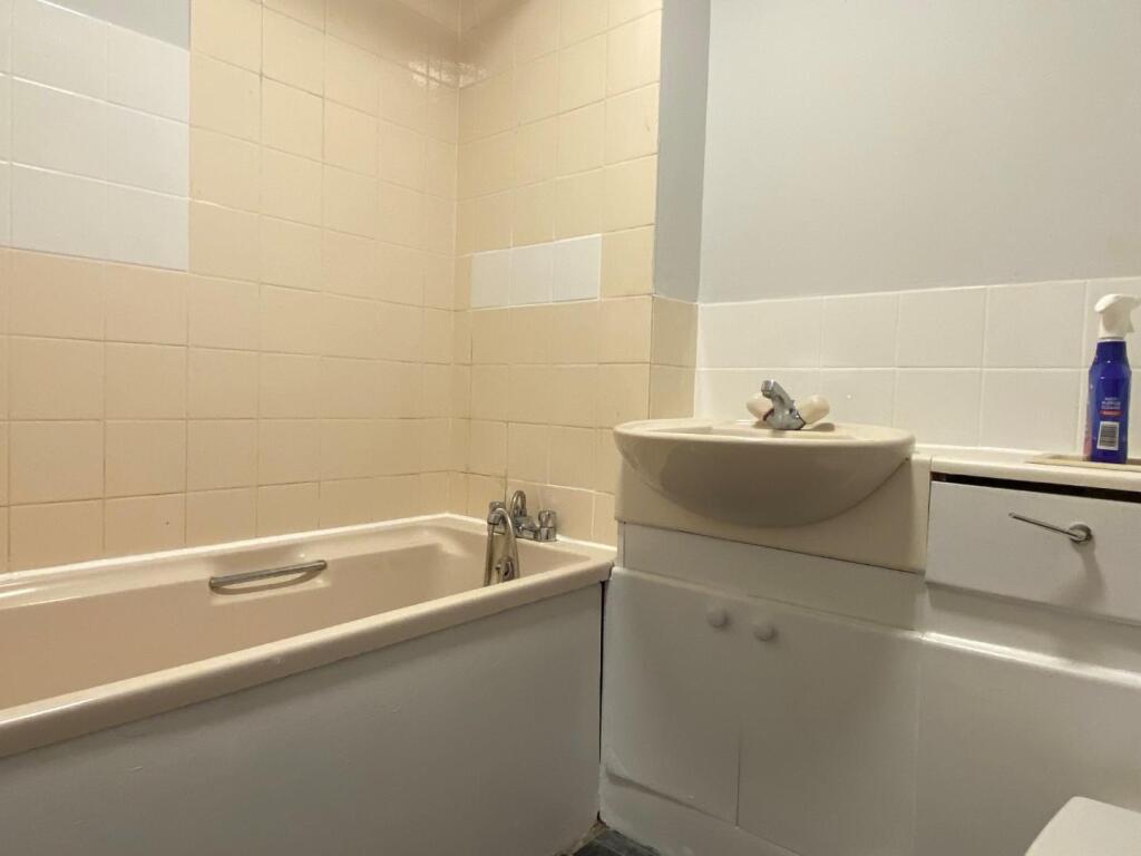 Additional image 6 of Maypole Road, Gravesend