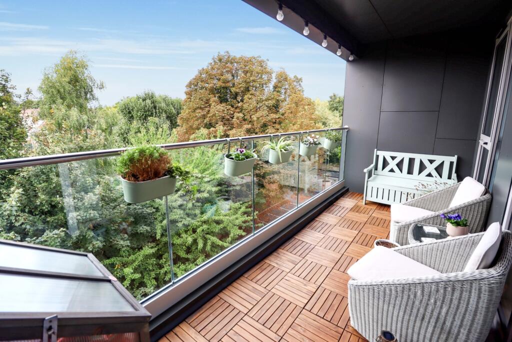 Additional image 4 of 2 Progressive Close, Sidcup, Kent, DA14