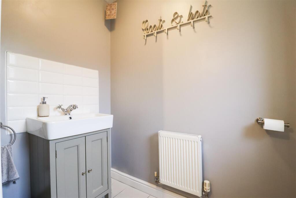 Additional image 32 of Galanos, Long Itchington, Southam