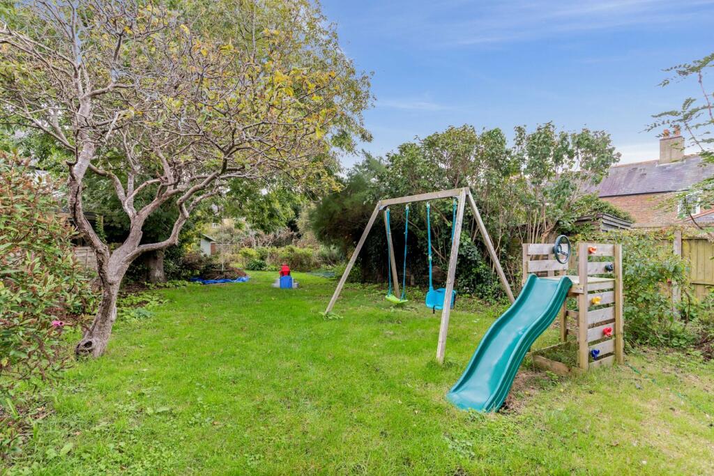 Additional image 4 of St Leonards Road, Hythe, CT21