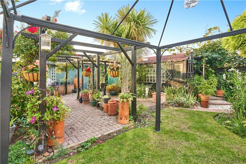 Additional image 17 of Selwyn Crescent, Welling, DA16