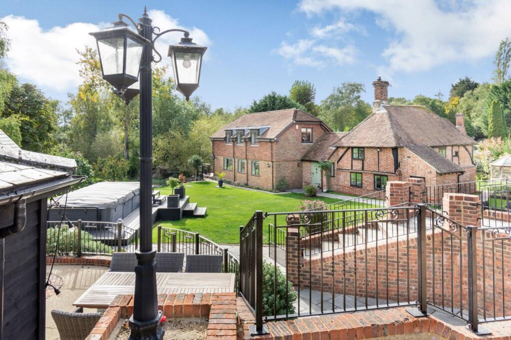 Additional image 25 of Bushylees Farm, Pear Tree Lane, Shorne