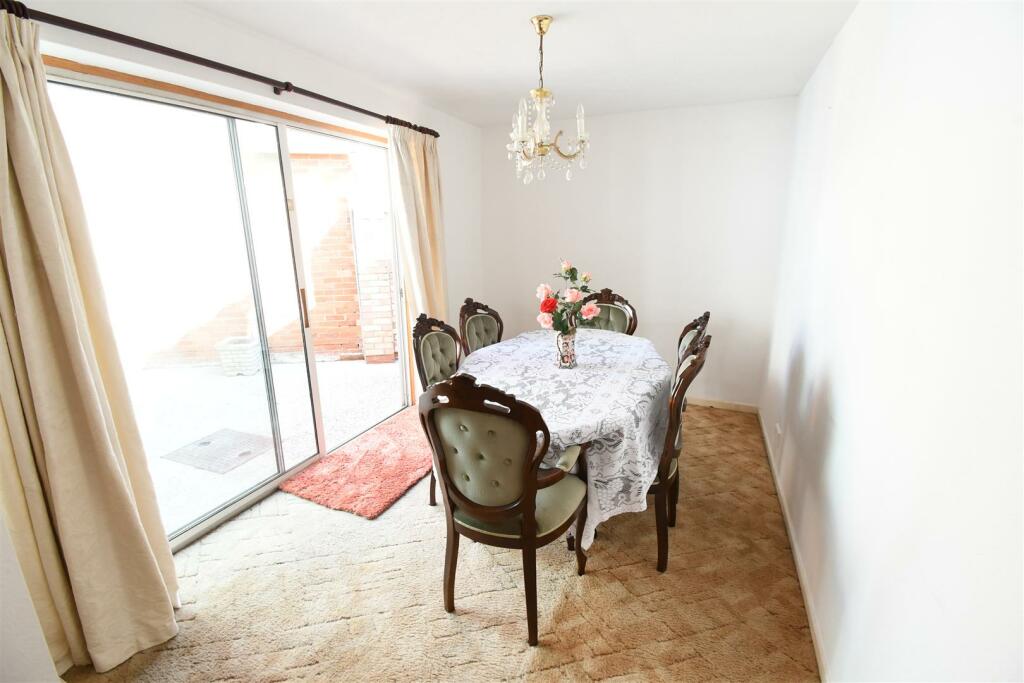 Additional image 4 of Leighton Close, Leamington Spa