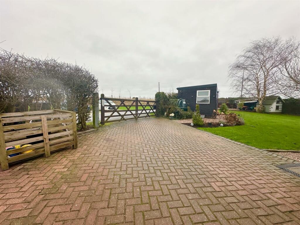 Additional image 46 of Middlewich Road, Leighton, Cheshire