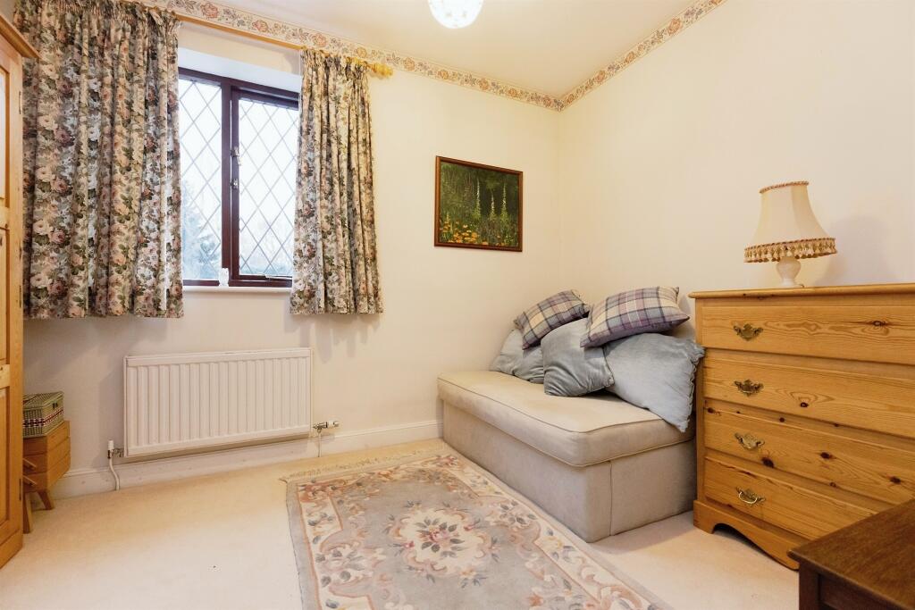 Additional image 13 of Draper Close, Kenilworth