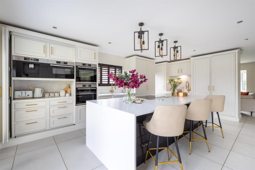 Additional image 2 of Kendal Way, Wychwood Park, Cheshire