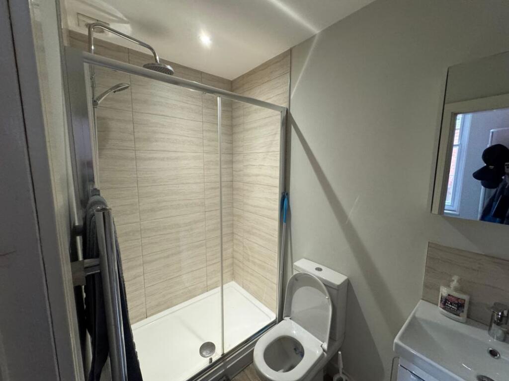 Additional image 20 of Sadler Gate Bridge, 1-2 Sadler Gate, Derby, DE1 3NL