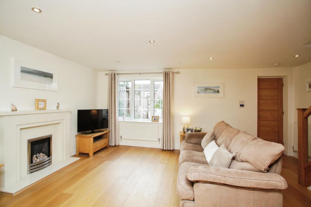 Additional image 11 of Keats Close, Galley Common, Nuneaton, Warwickshire, CV10