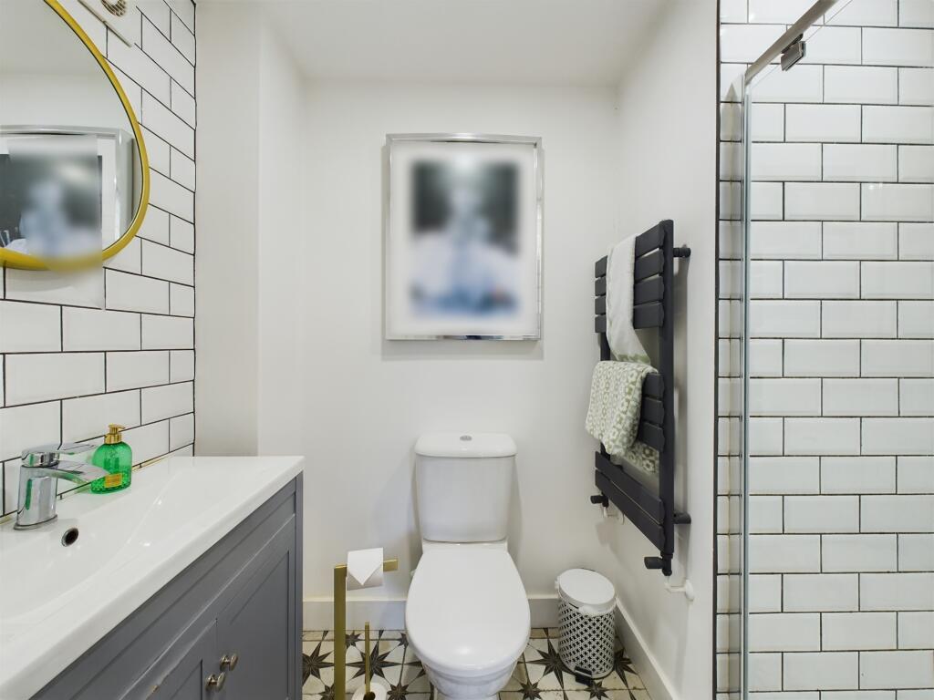 Additional image 14 of Persian Close, City Point