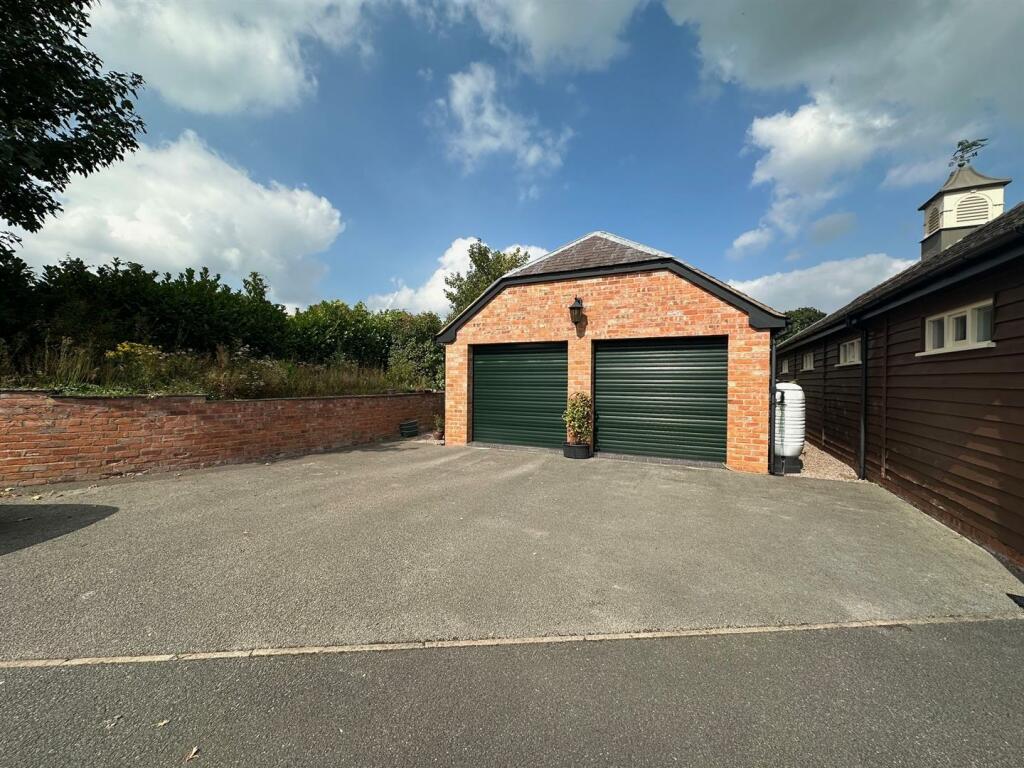 Additional image 33 of Chester Road, Stoke, Nantwich, Cheshire