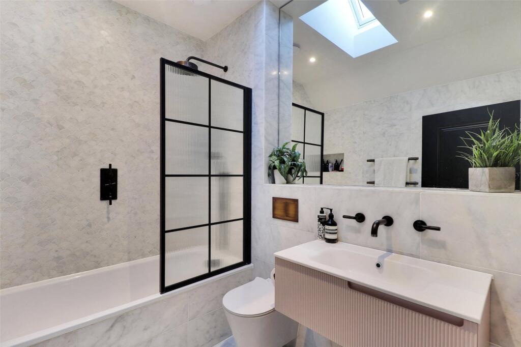 Additional image 30 of Great Bossingham Farm, Manns Hill, Bossingham, Canterbury, CT4