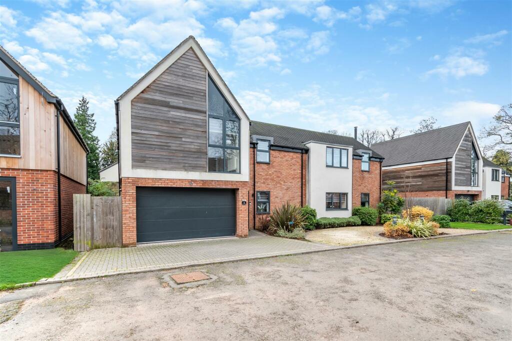 Additional image 51 of Hawcutt Drive, Caldecote
