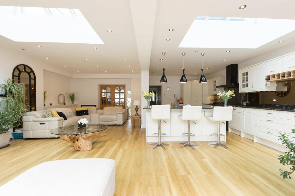 Primary image of Dene Avenue, Sidcup, DA15