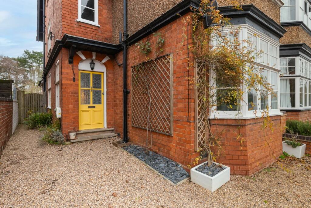 Additional image 48 of Castle Road, Kenilworth