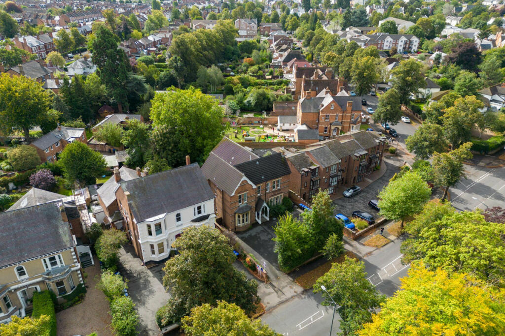 Additional image 16 of Lillington Avenue, Leamington Spa, Warwickshire CV32 5UJ