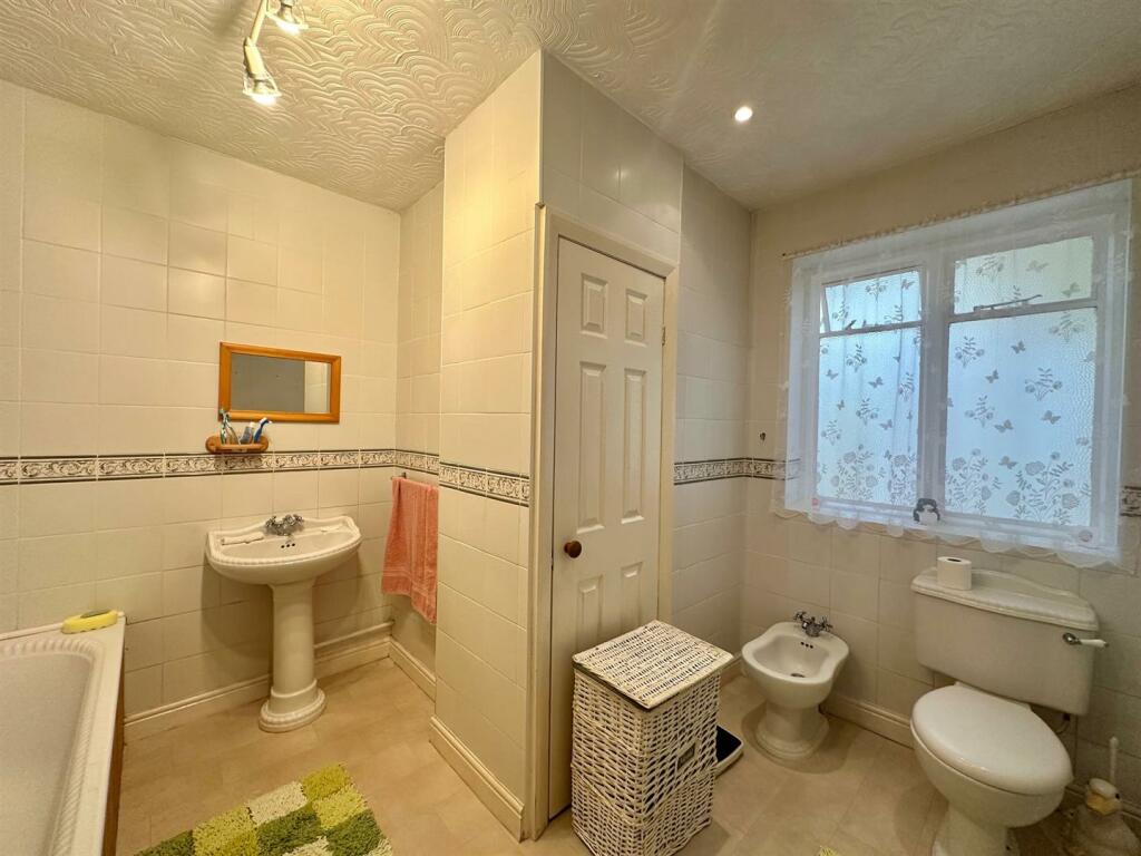 Additional image 19 of Crewe Road, Willaston, Cheshire