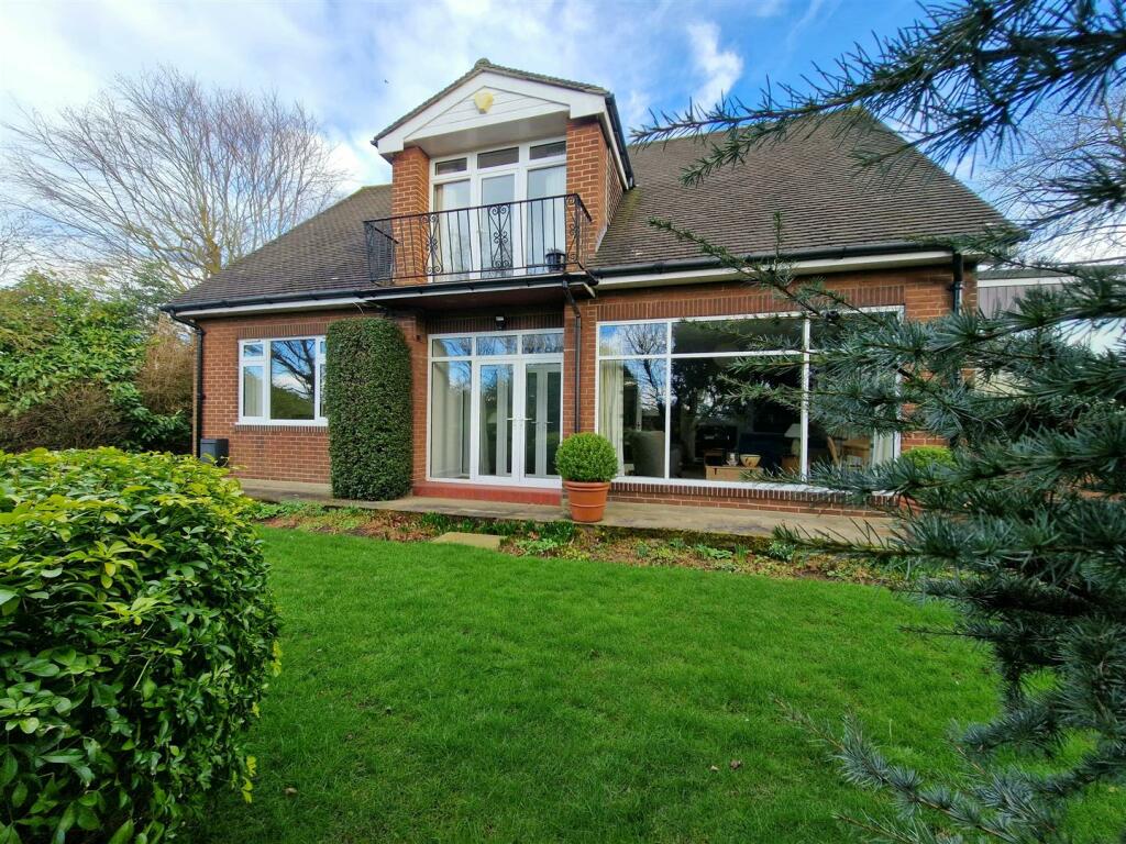 Additional image 6 of Beacon Hill, High Street, Low Pittington