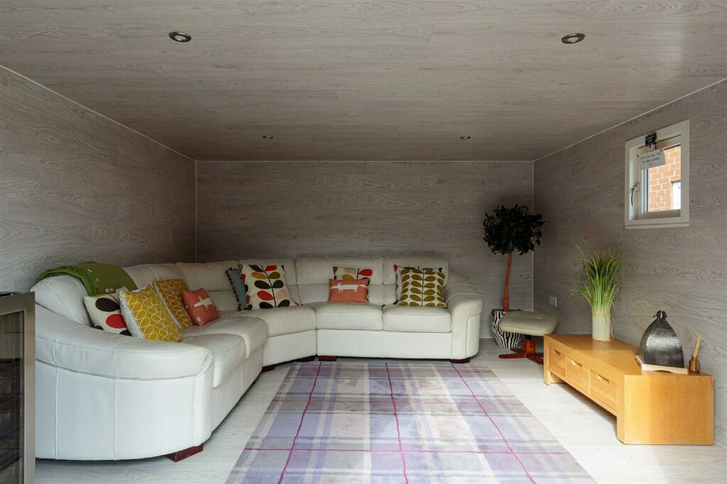 Additional image 20 of Willaston Hall Gardens, Willaston, Nantwich