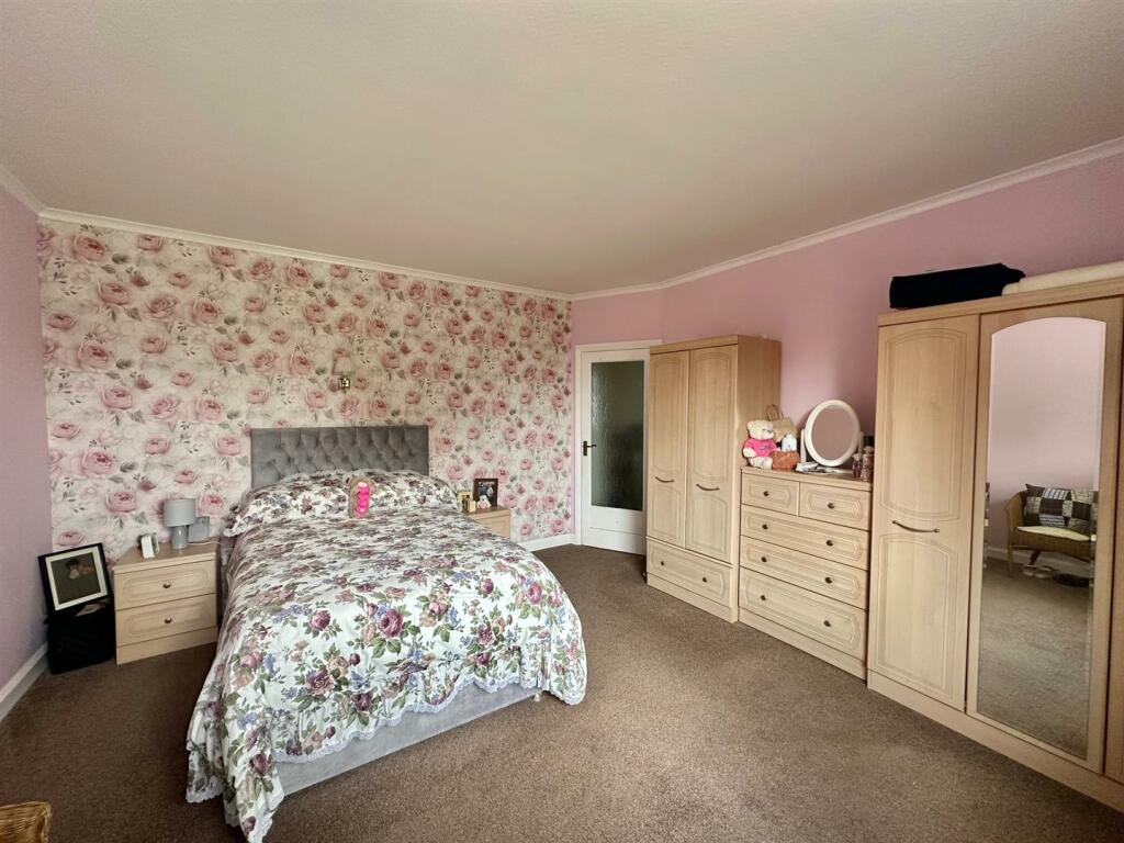 Additional image 14 of Crewe Road, Willaston, Cheshire