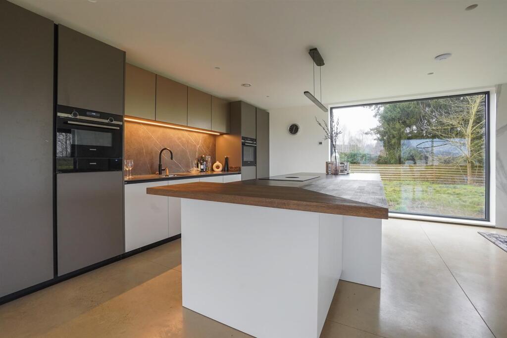 Additional image 6 of Alveston Lane, Alveston, Stratford-Upon-Avon