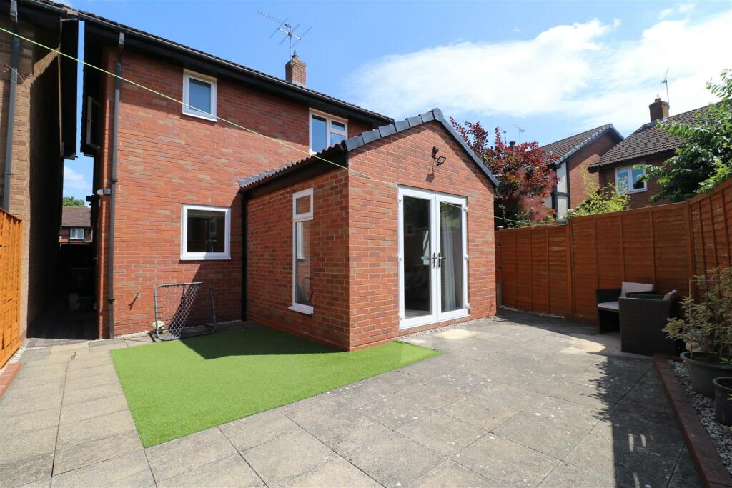 Additional image 15 of Saumur Way, Warwick