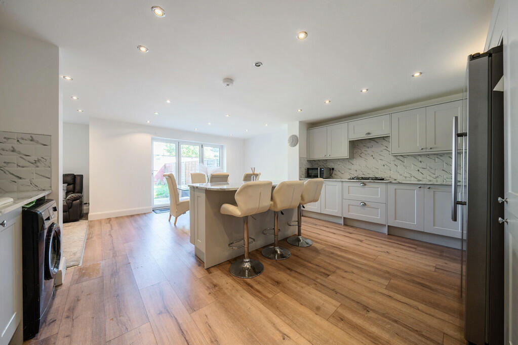 Additional image 2 of Lime Grove, Sidcup