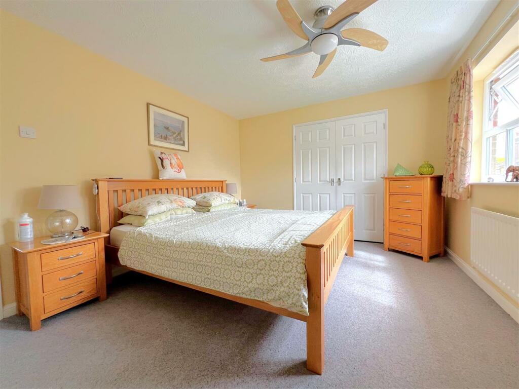 Additional image 18 of Robins Grove, Warwick