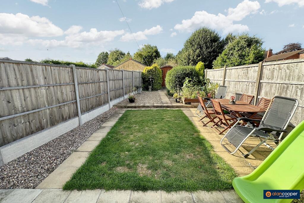 Additional image 14 of Weston Lane, Bulkington, CV12 9RX