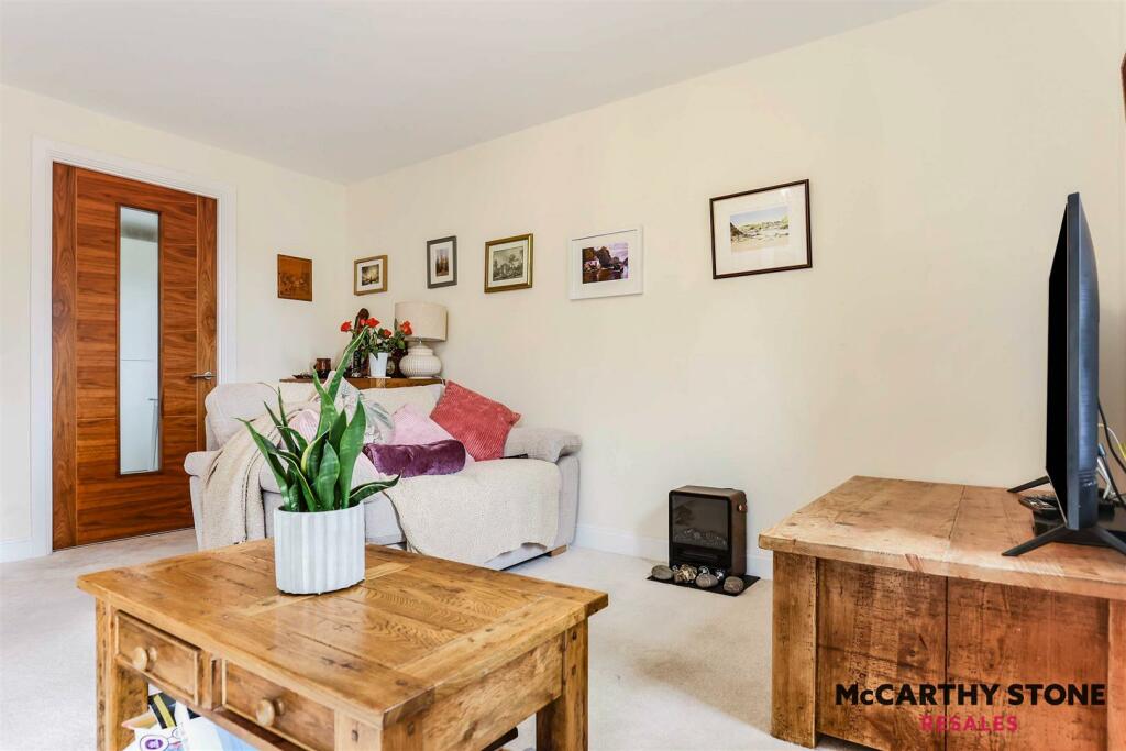 Additional image 5 of Orchard Gate, Banbury Road, Stratford-Upon-Avon, CV37 7HT