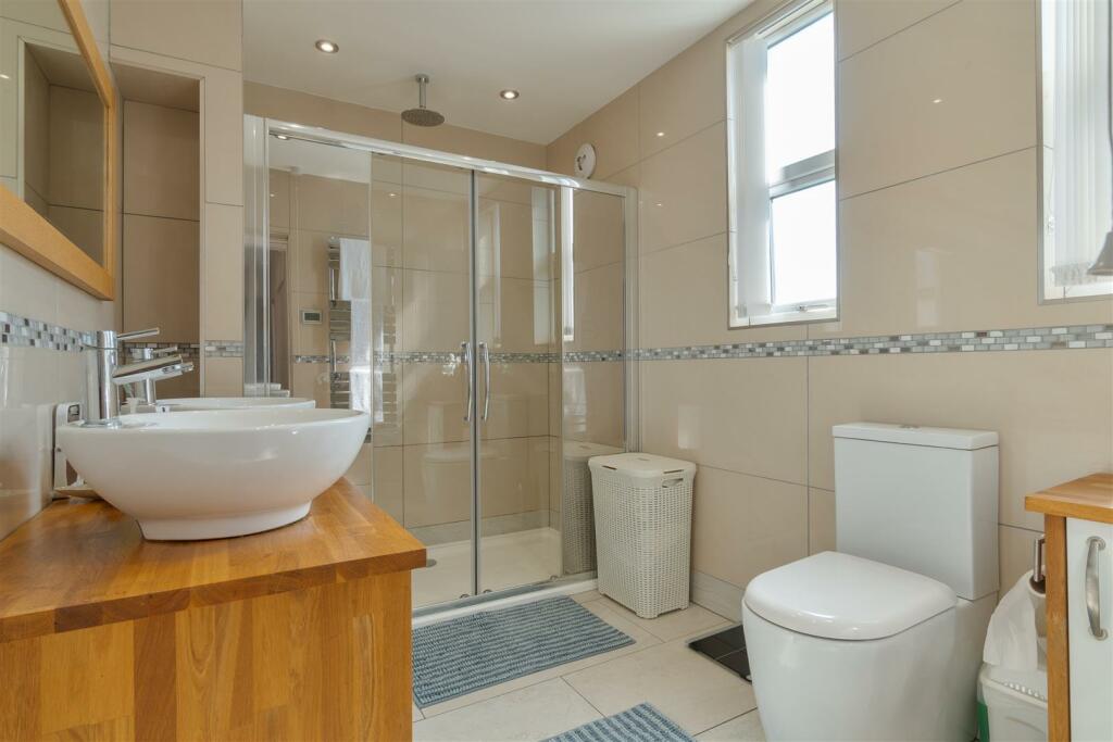 Additional image 20 of Western Esplanade, Herne Bay