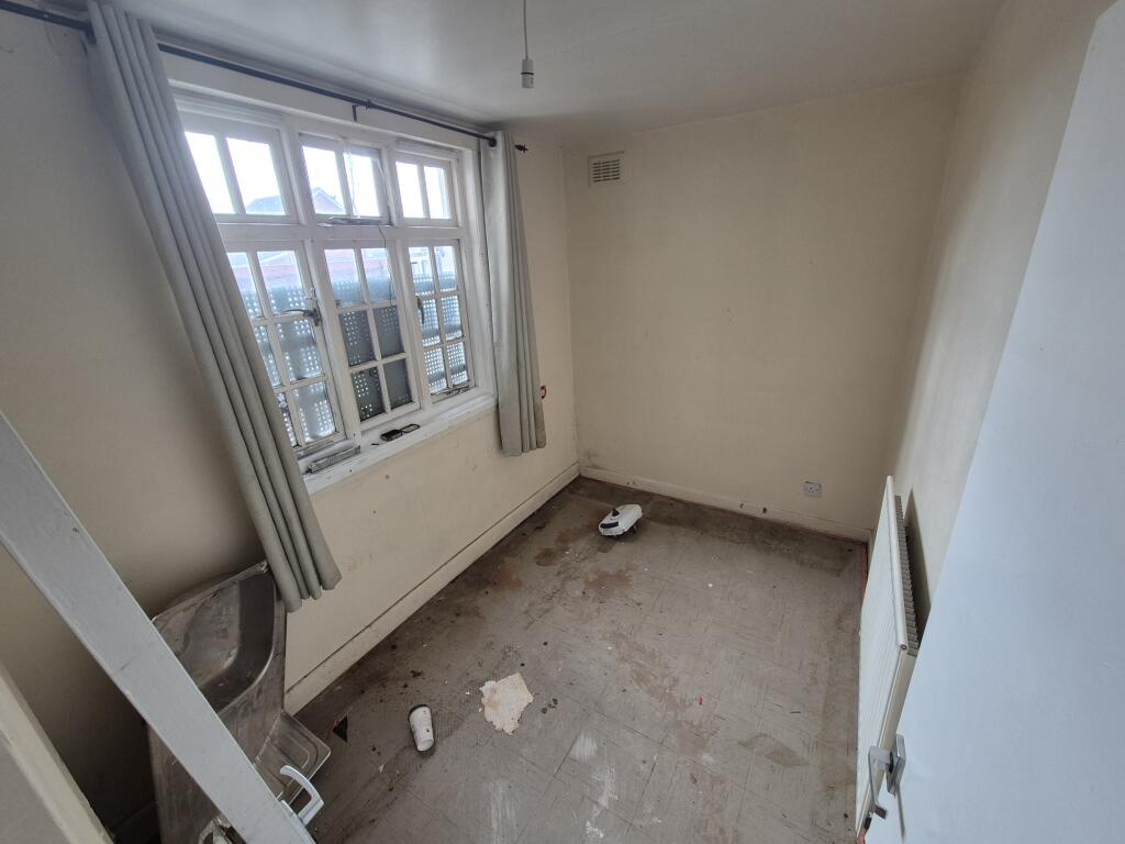 Additional image 15 of 37 Lythalls Lane, Coventry, West Midlands, CV6