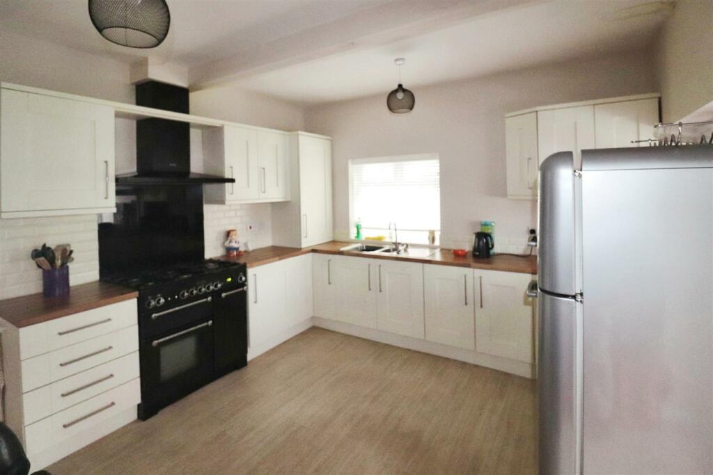 Additional image 5 of Nuneaton Road, Bulkington, Bedworth