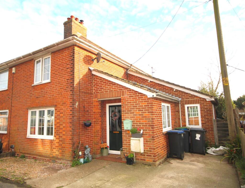 Primary image of New Town Street, Chartham Hatch