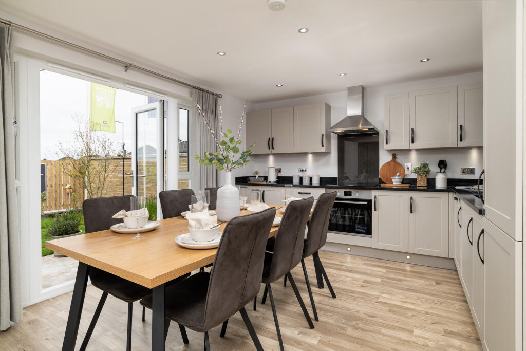 Primary image of Mains Loan, 
Dundee, 
DD4 7DF