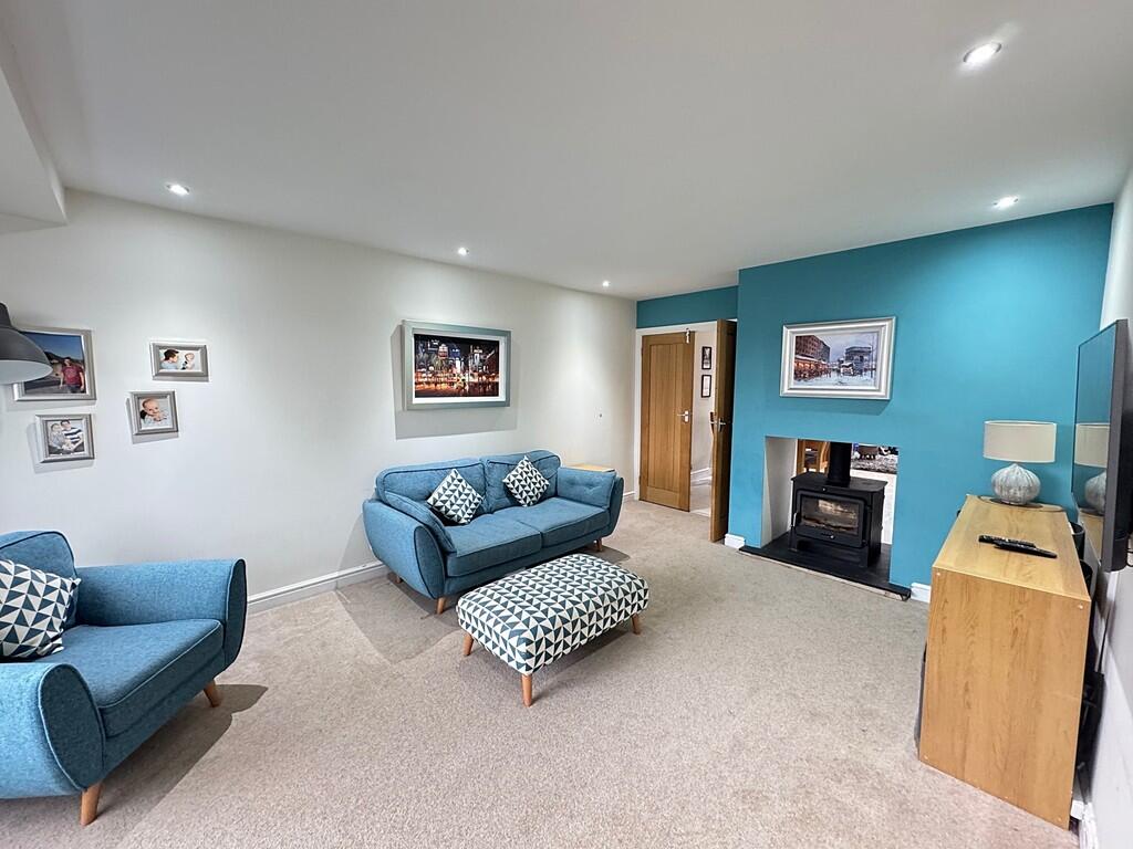 Additional image 21 of Blackthorn Road, Kenilworth