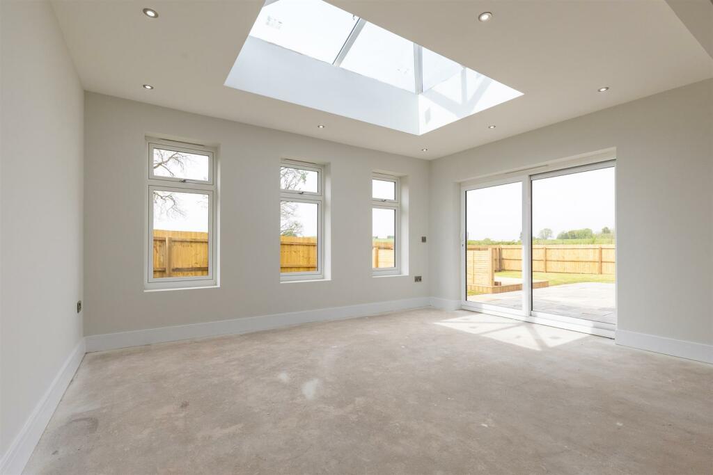 Additional image 22 of OPEN DAY: SATURDAY 15 FEBRUARY BETWEEN 10AM - 1PM. 1 The Mayfair, Audlem Road, Woore